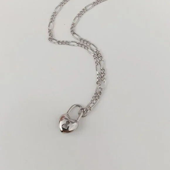 925 Sterling Silver Heart Lock Necklace Dainty Tiny Locket Chain Necklace - Picture 4 of 5